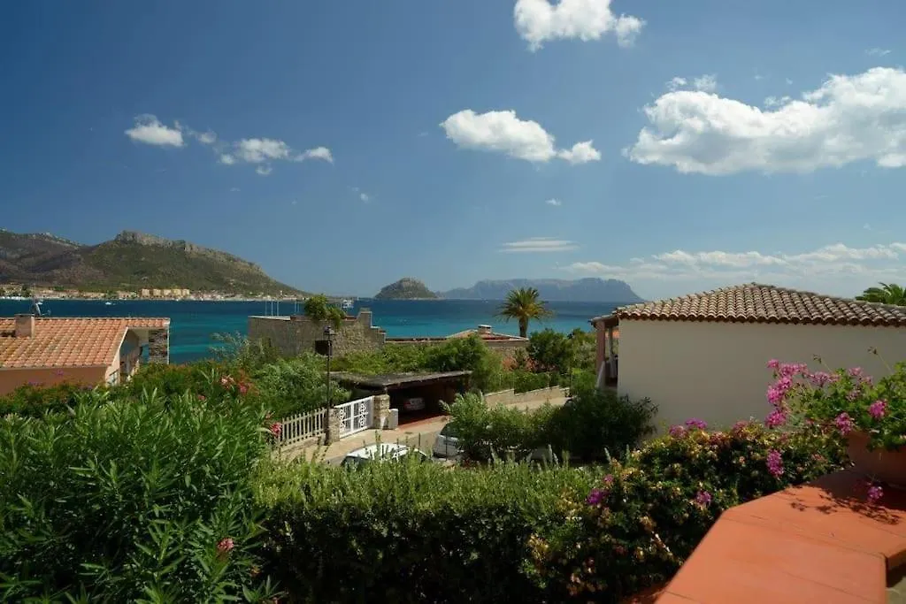 A 30 M Dal Mare Villa Golfo Aranci